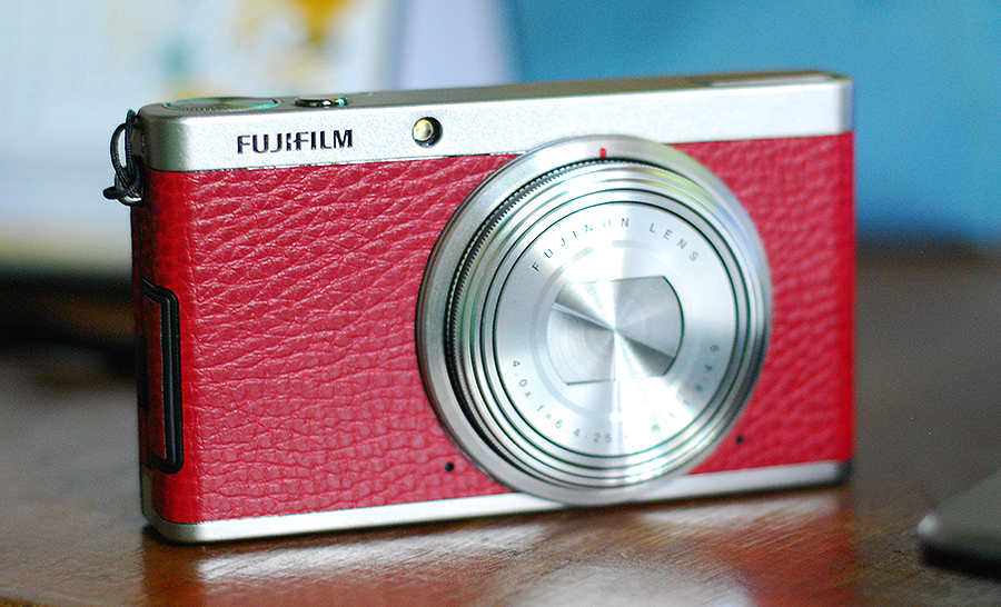 Fujifilm XF-1 (Red)